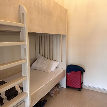 דובאי Bollywood Beach Hostel מראה חיצוני תמונה