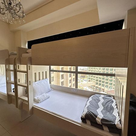דובאי Bollywood Beach Hostel מראה חיצוני תמונה