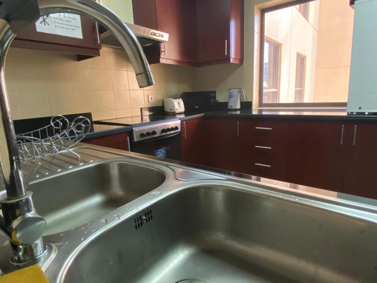 דובאי Bollywood Beach Hostel מראה חיצוני תמונה