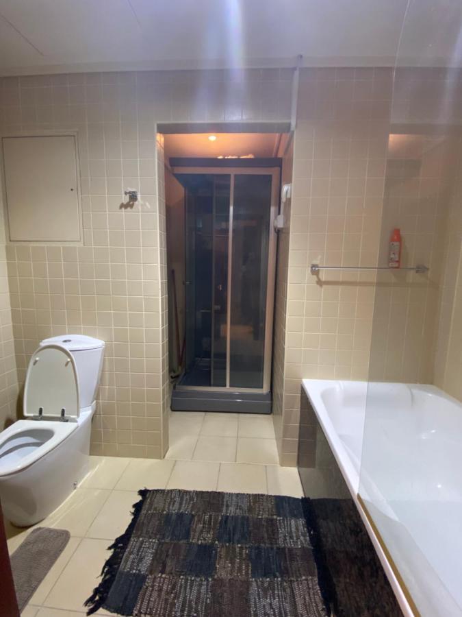דובאי Bollywood Beach Hostel מראה חיצוני תמונה