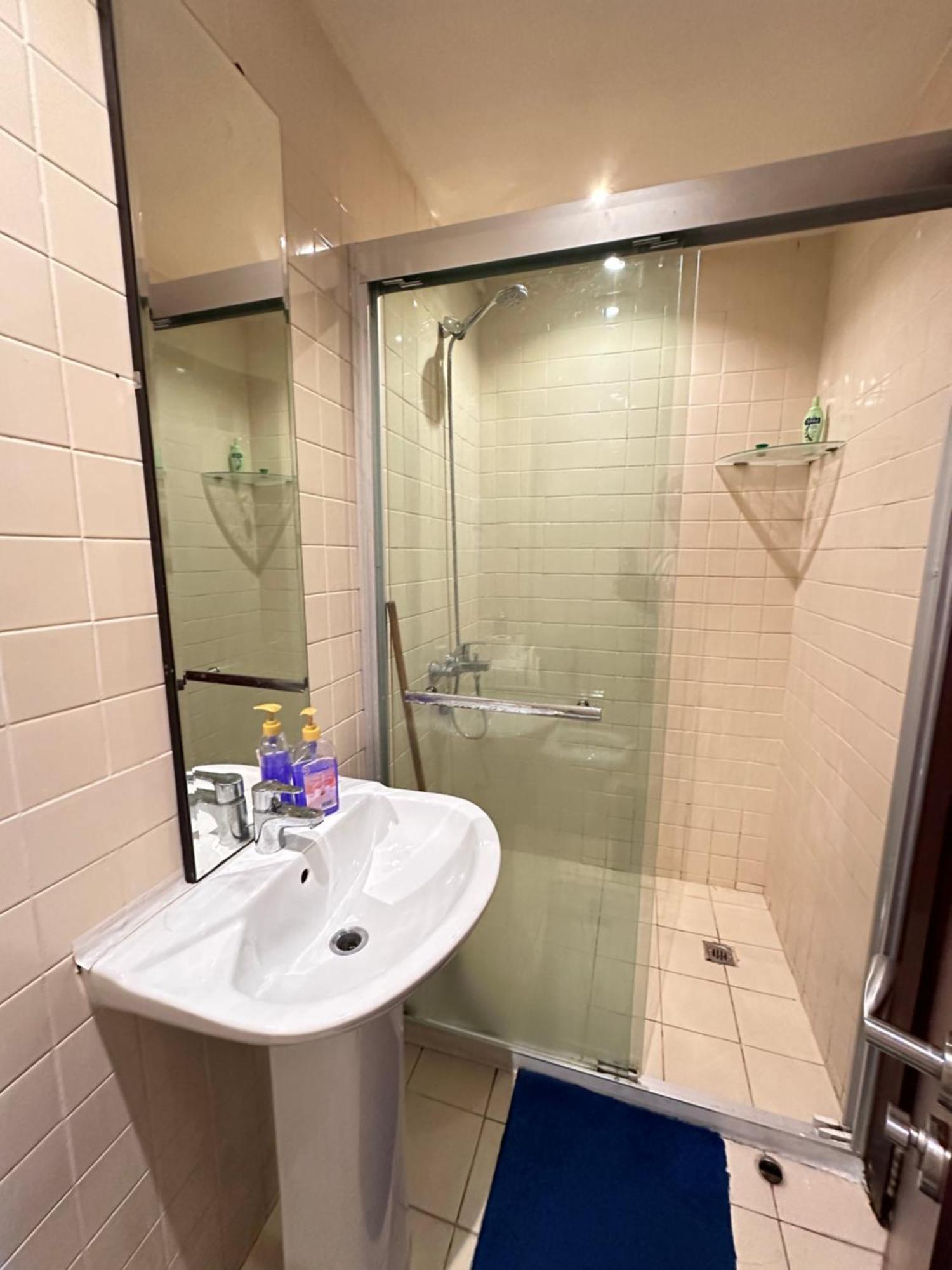 דובאי Bollywood Beach Hostel מראה חיצוני תמונה